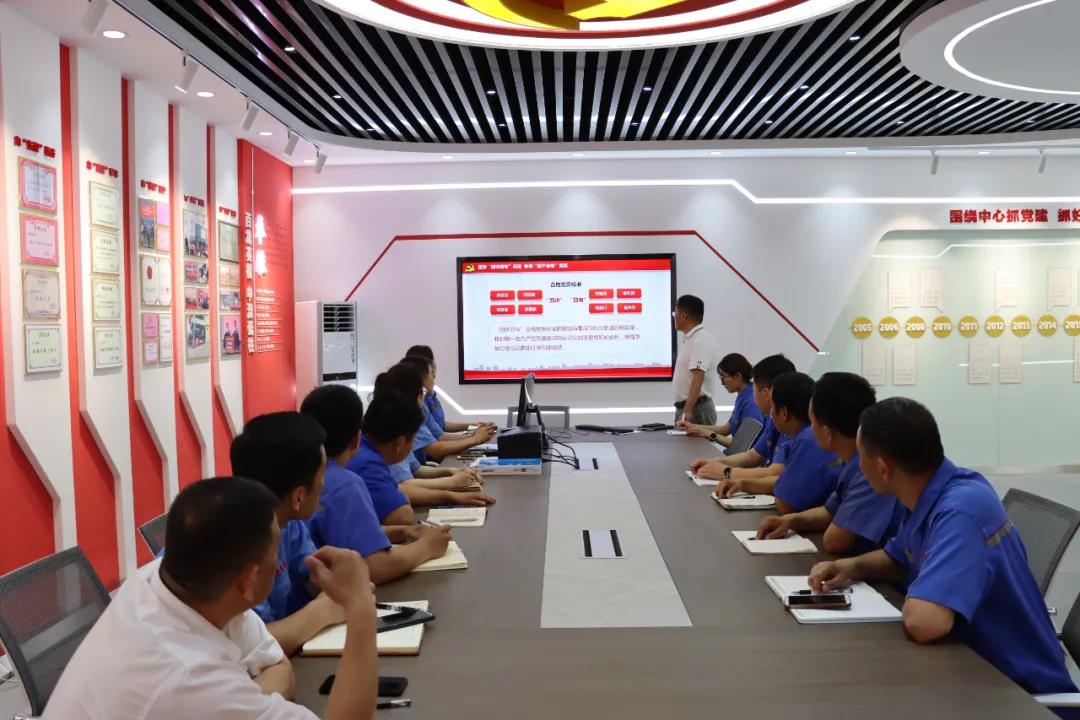 百年征程波澜壮阔，百年初心历久弥坚
